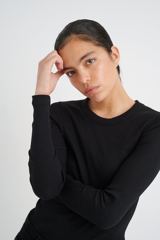 Haut Dagna col rond manches longues noir InWear, Jupon Pressé, Québec, Canada