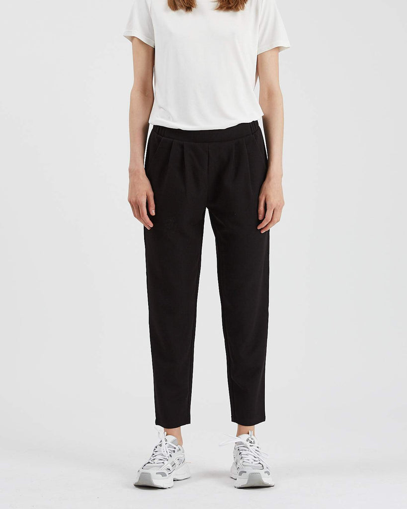 Pantalon noir propre femme Québec