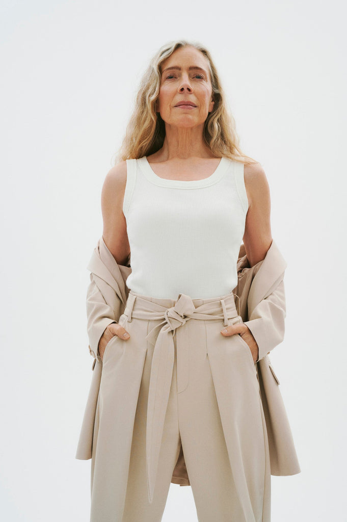 Cami Dagna whisper white InWear chez Jupon Pressé Québec Canada