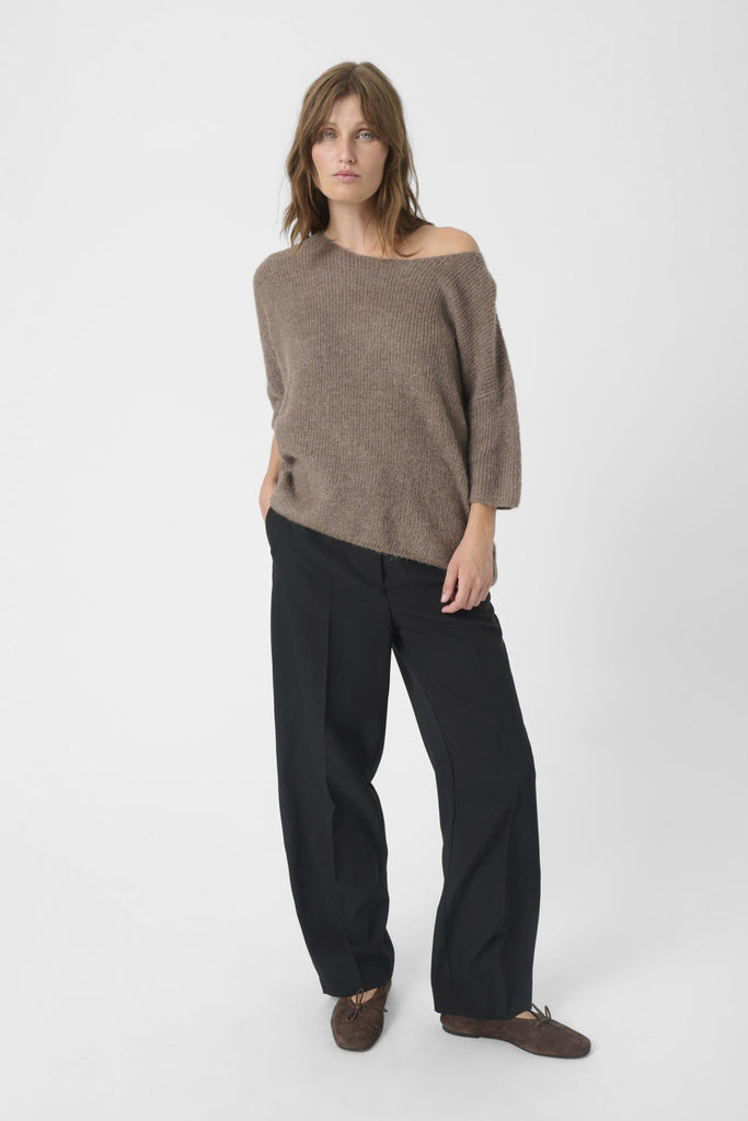 Tuesday pullover Soaked in Luxury Québec, Canada