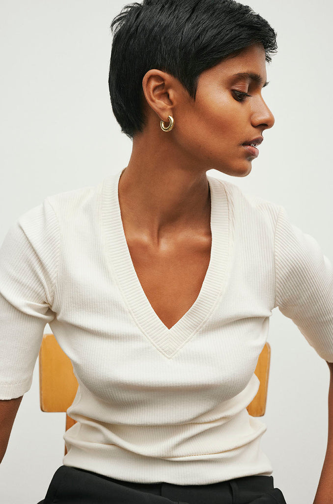 Haut Dagna col V - whisper white INWEAR JUPON PRESSÉ Québec CanadaHaut Dagna col V - whisper white InWear JUPON PRESSÉ Québec Canada