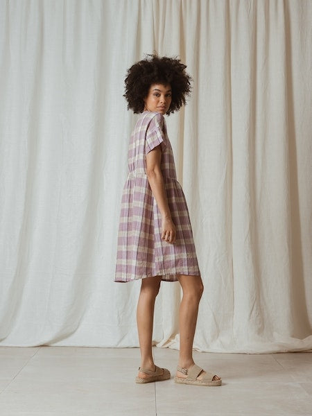 Robe carottée lavande