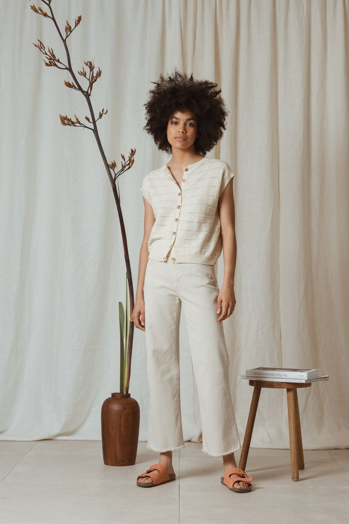 Pantalon en denim naturel Indi & Cold chez Jupon Pressé, Québec, Canada