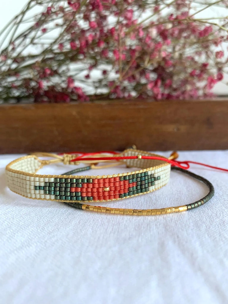 Bracelets chez Jupon Pressé, Québec, Canada