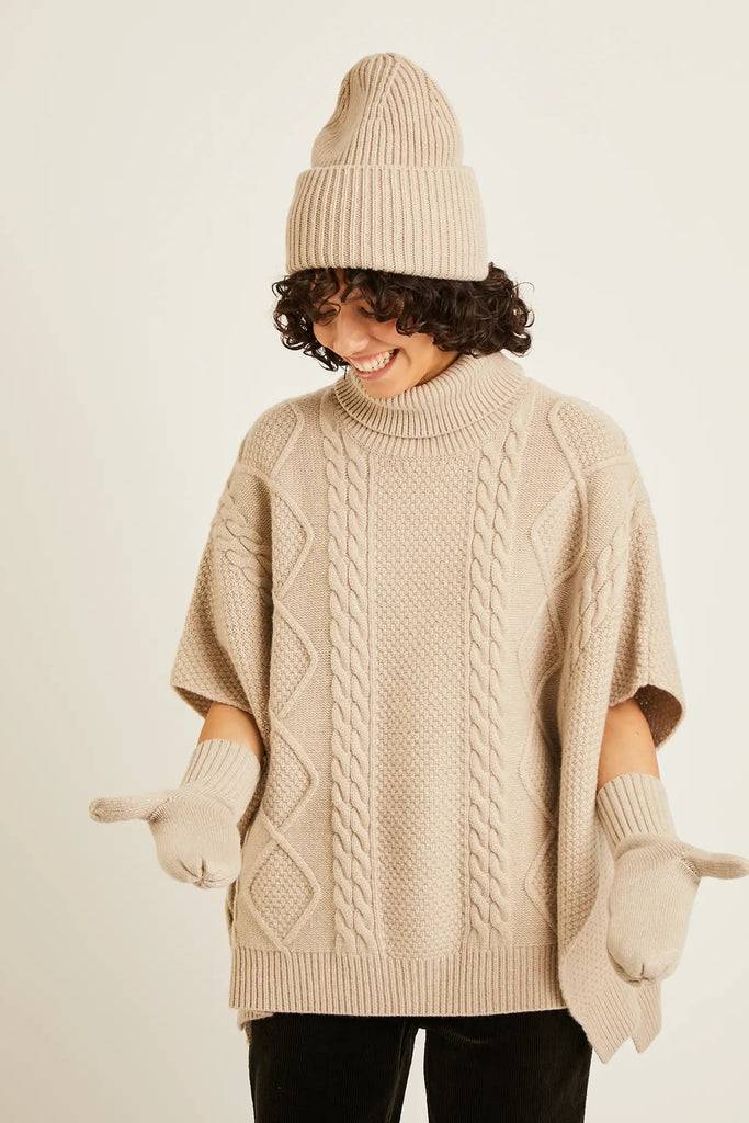 Tuque en laine mérinos Lucy avoine Naïf Québec, Canada