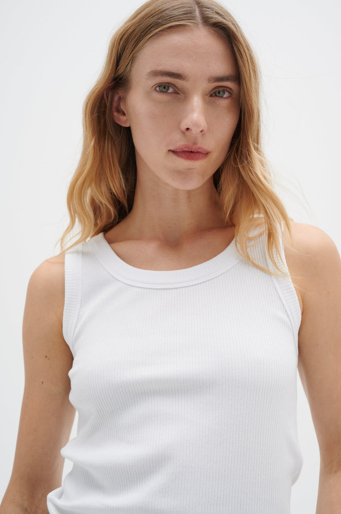 Camisole Dagna blanc pur InWear chez Jupon Pressé Québec Canada