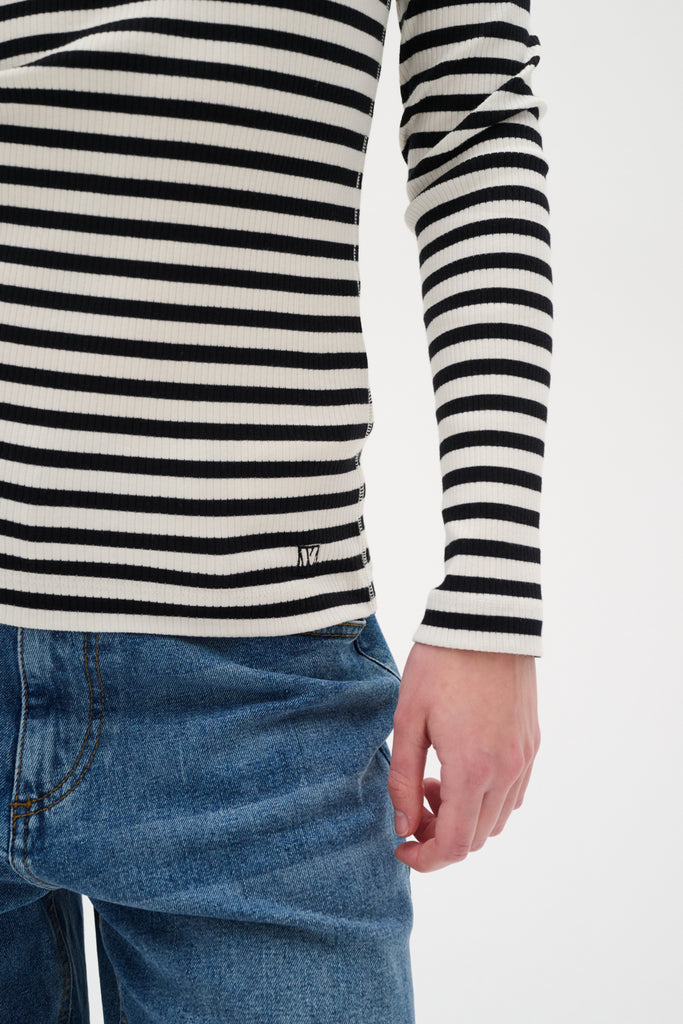 In Wear Québec, Canada