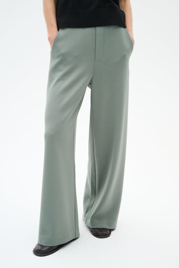 Pantalon InWear Québec, Canada