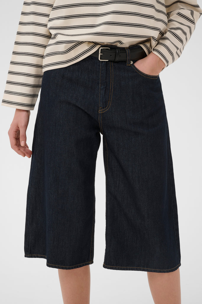 Jean InWear Québec, Canada