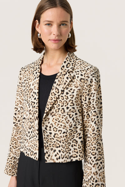 SLShirley Blazer Soaked in Luxury Québec, Canada