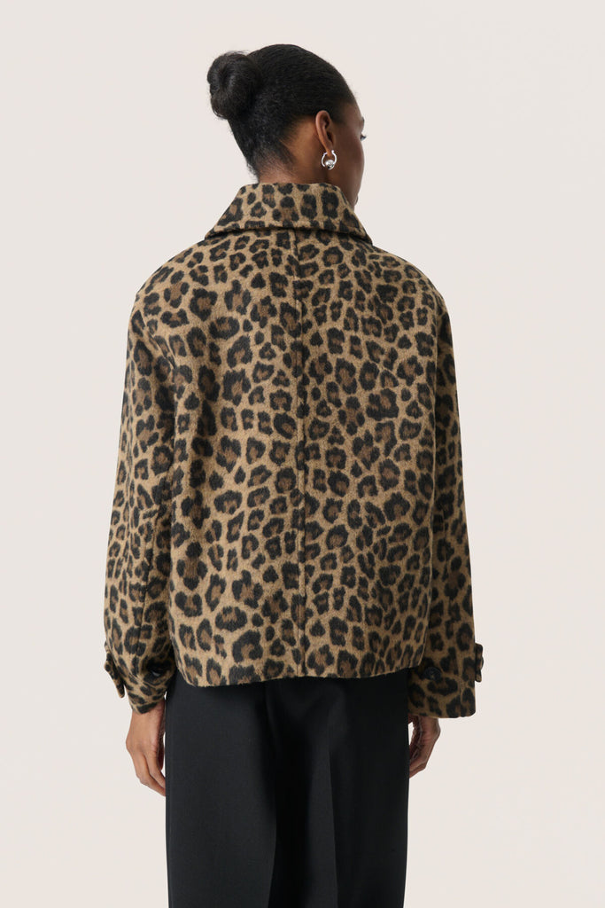 Manteau Soaked in Luxury Québec, Canada