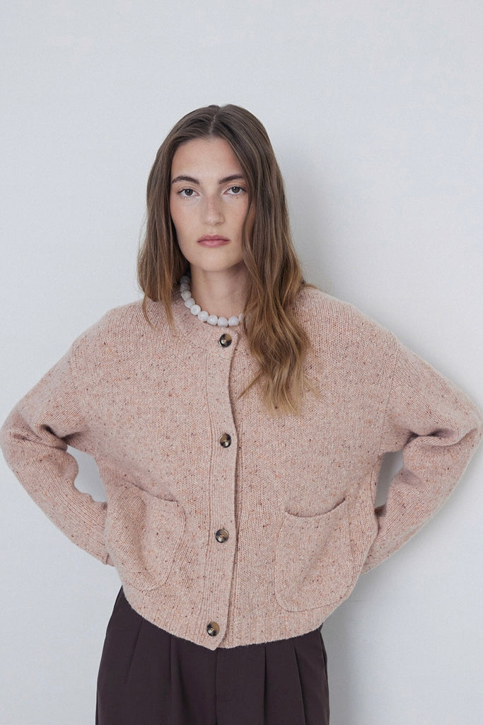 Cardigan en laine avec boutons rose Yerse Québec, Canada