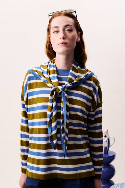 Pull Sapphire olive FRNCH Québec, Canada