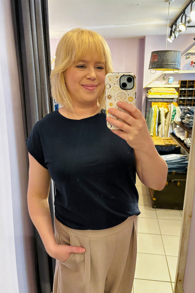 Armedangels Québec, Canada