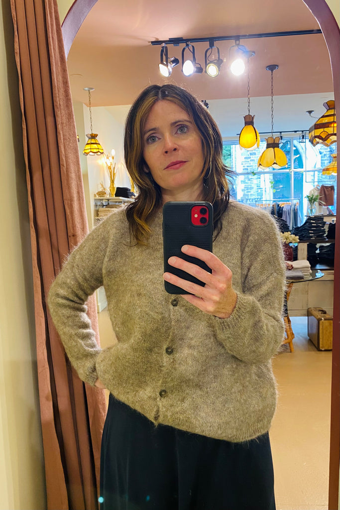 Gilet Bea loup Des Petits Hauts Québec, Canada