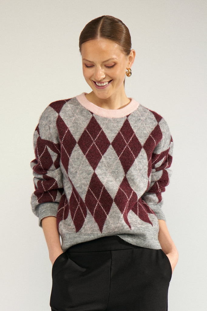 Pull Nutikla - gris par Nümph Québec, Canada