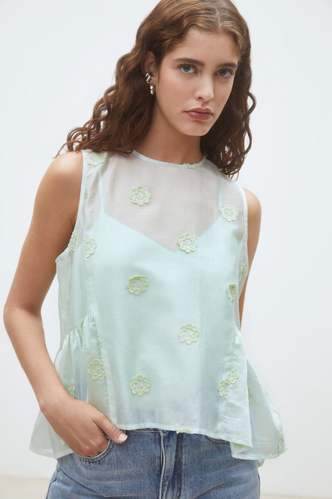 Blouse sans manches à fleurs brodées Lywen - vert d'eau Suncoo Québec Canada