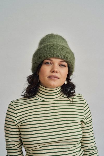 Bonnet en mohair doux Cloud vert sauge Heirloom Québec, Canada