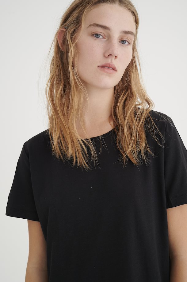 Alma noir InWear Québec, Canada