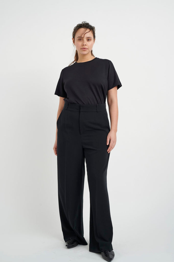 Tee-shirt noir femme manche courte