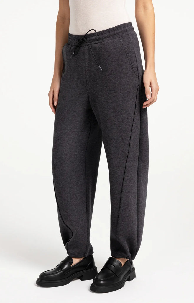 Pantalon Yaya Québec, Canada