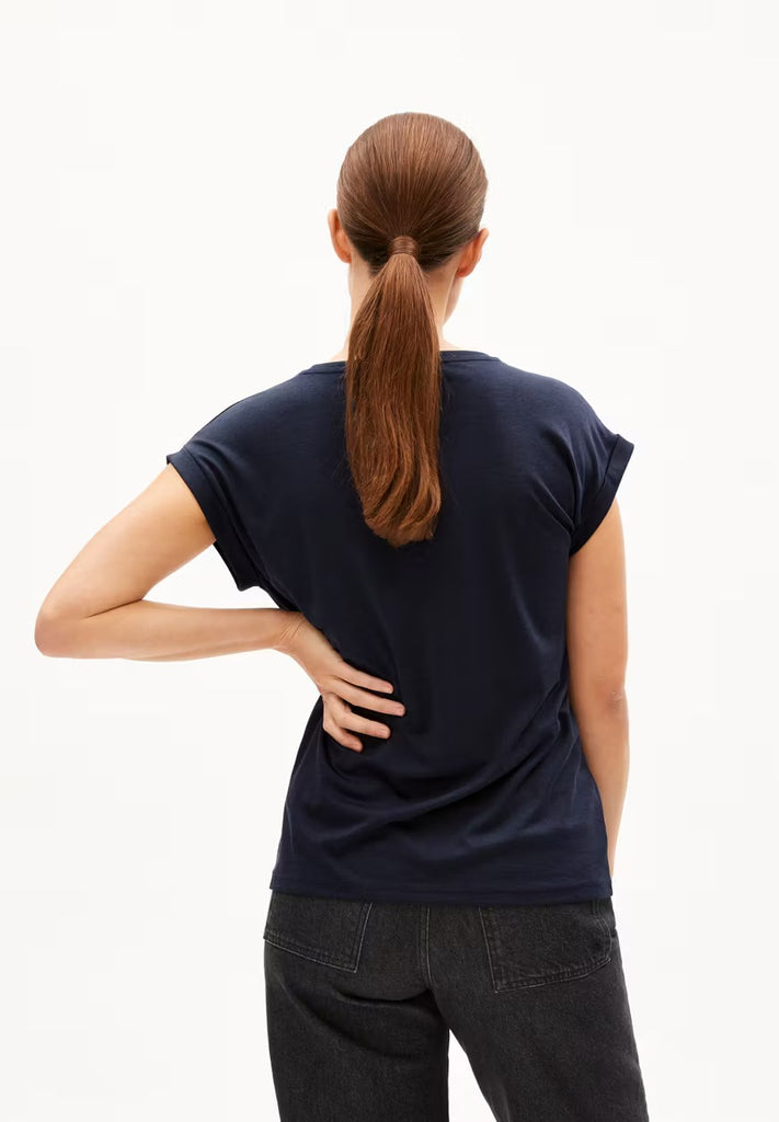 T-shirt Jilaana Armedangels Québec, Canada