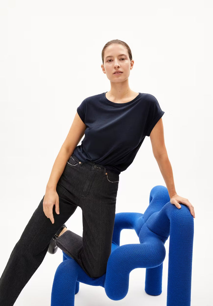 Jilaana Armedangels Québec, Canada