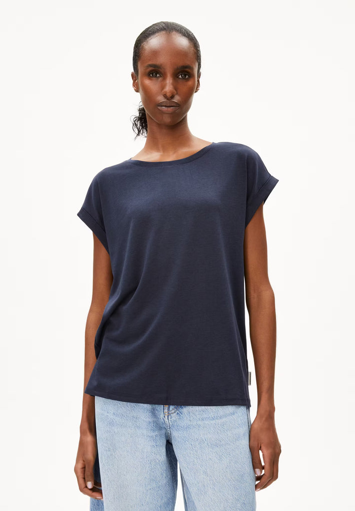 Jilaana night sky Armedangels Canada