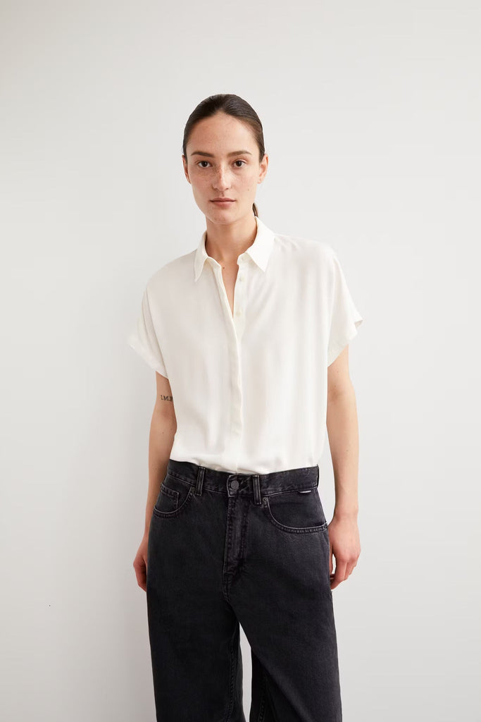 LARISAANA BLOUSE Blouse made of LENZING™ ECOVERO™ Viscose