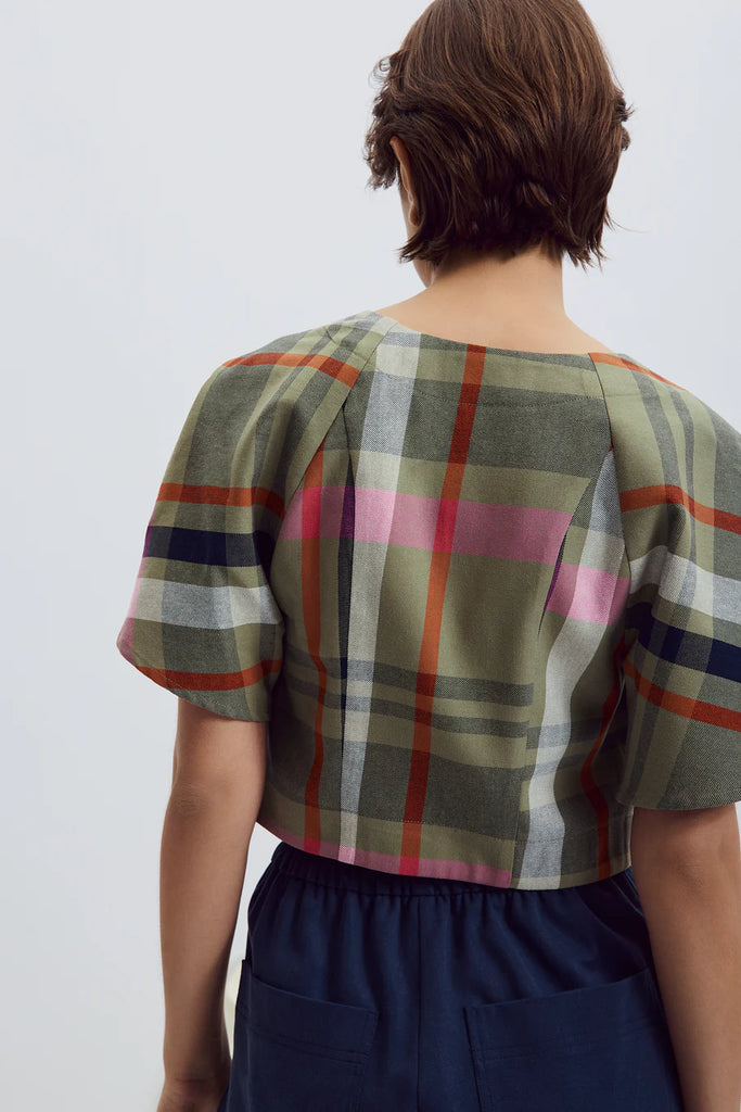 Haut Mavia pink tartan Ève Gravel Canada